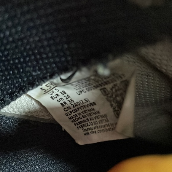 2021 Nike Ken Griffey Jr X Air Force 1 Size 5.5Y - Picture 4 of 6